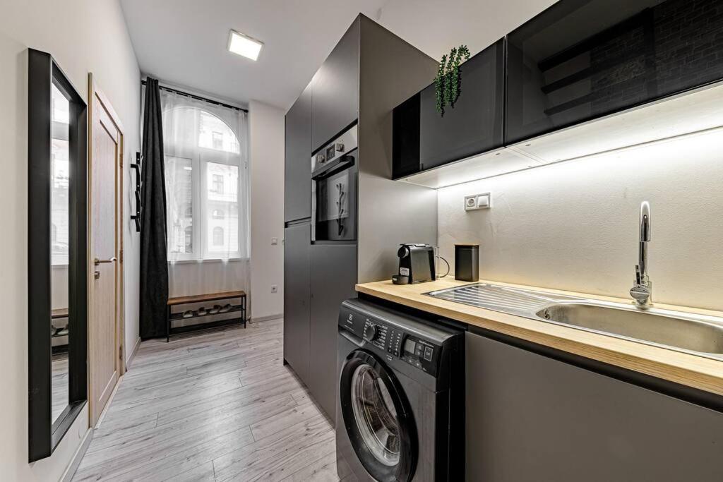 Апартаменты Chic Loft Bp: Industrial Gem Будапешт Экстерьер фото